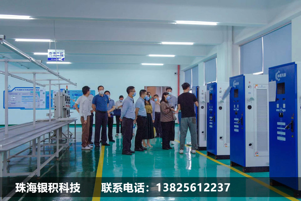 02.jpg