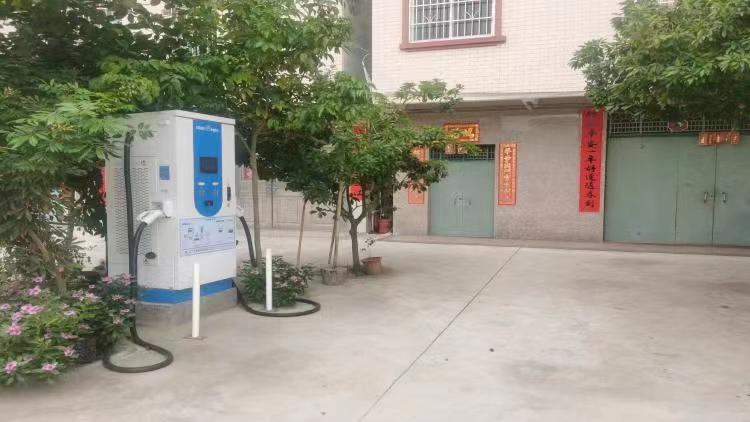 银积-廉江车板充电站1.jpg